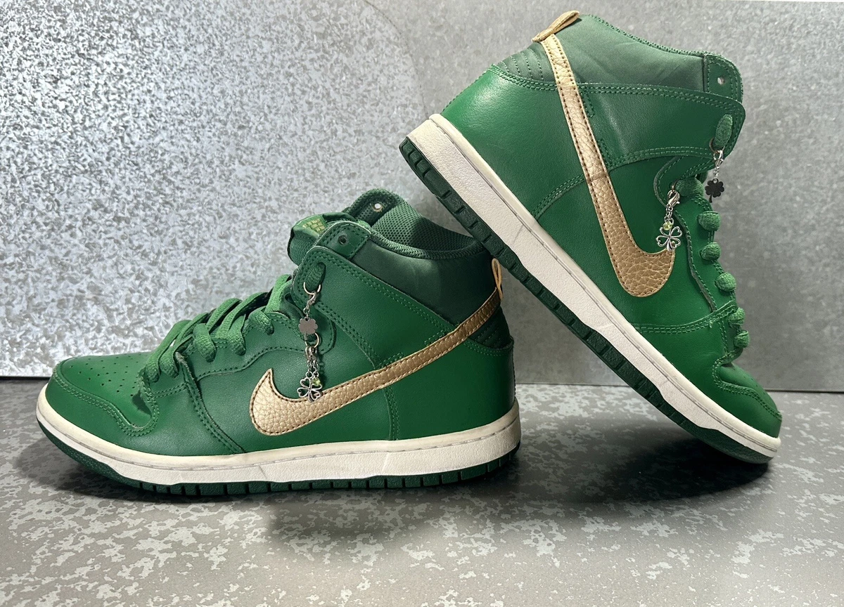 St. Patrick’s Patty’s Day Nike Dunk High Pro SB Size: 6.5 M / 8 W Clover Charms