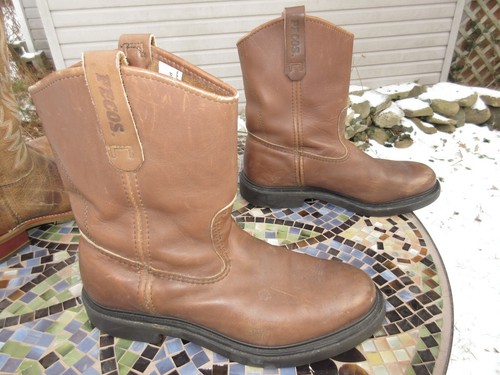 red wing boots pull on