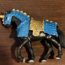 Black Armored Horse For Medieval Knight Figure Toy Figurine -b23