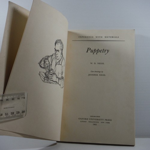 Puppetry by W D Nicol book 1 guide to making building puppets vintage bk PB 1962 - Picture 7 of 17