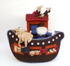 WHIMSICAL LARGE CLOTH FOLK ART NOAH'S ARK  14"