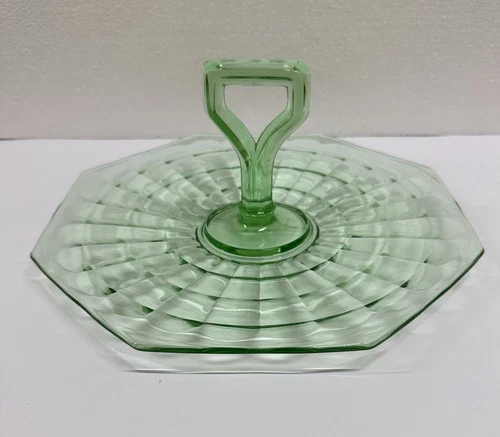 Anchor Hocking Block Green Depression Glass Center Handle Serving Sandwich Plate