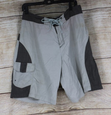 Columbia Mens Size 38 OMNI SHIELD Dvanced Repellen Swim Trunks Shorts Gray