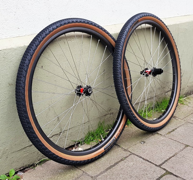 Carbon Gravel Bikepacking MTB Wheels - DT 240 & Stans Bravo - 650b Tubeless Disc