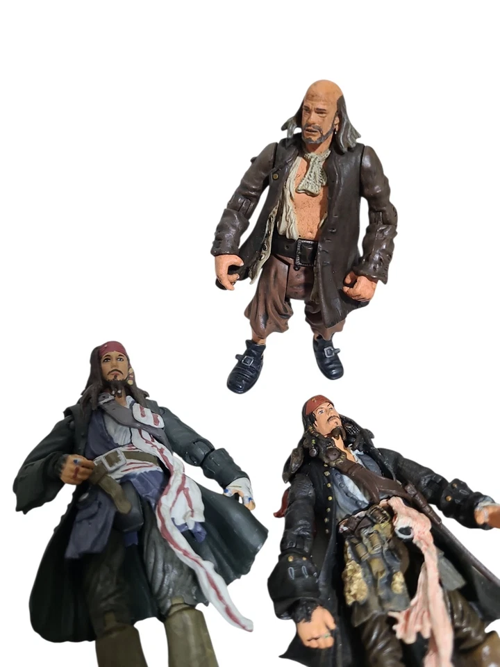 Figuras de acción Piratas del Caribe. Lote de 4 Foto 4 de 4
