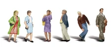 A1913 HO 1/87 Scale Woodland Scenics PEOPLE WALKING