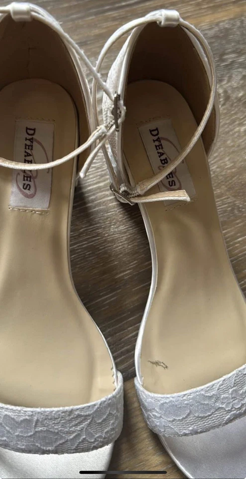 Dyeables White Lace Chunky Heel Wedding Women's Sandals Shoes 8m - Image 3 of 4