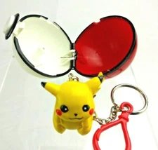 Pokémon PIKACHU Keychain 1.5"-H & Poké Ball Basic Fun B.F.I. Nintendo 1999 VNTGE