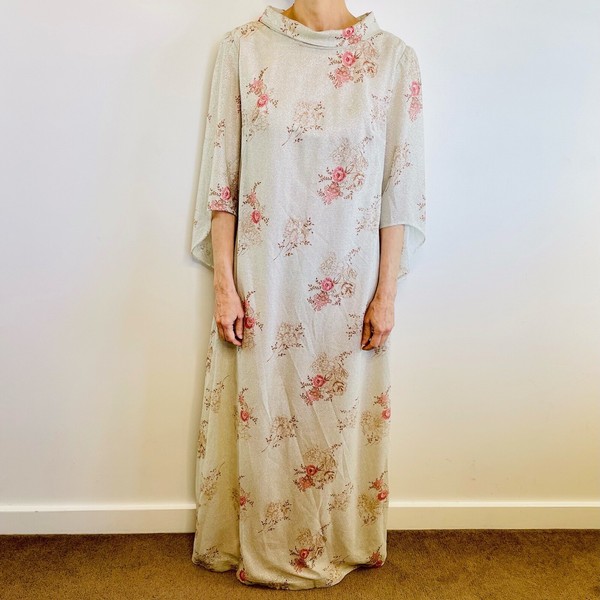 Vintage Size 10 12 1970’s High Neck White Floral Maxi Kaftan Dress