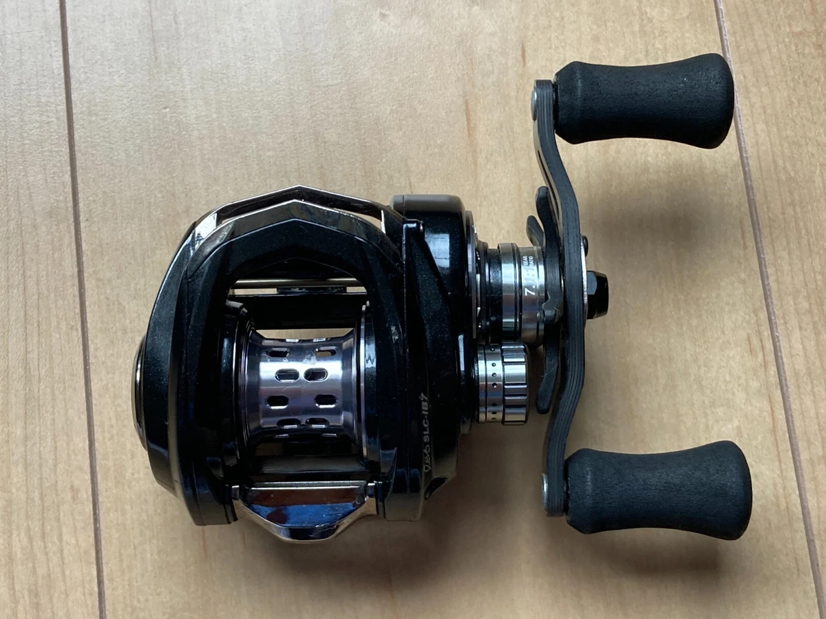 Abu garcia Revo SLC-IB7 Right used very good bait reel PE No1 Line 100m from JP Abu garcia Revo SLC-IB7 Right used very good bait reel PE No1 Line 100m from JP
