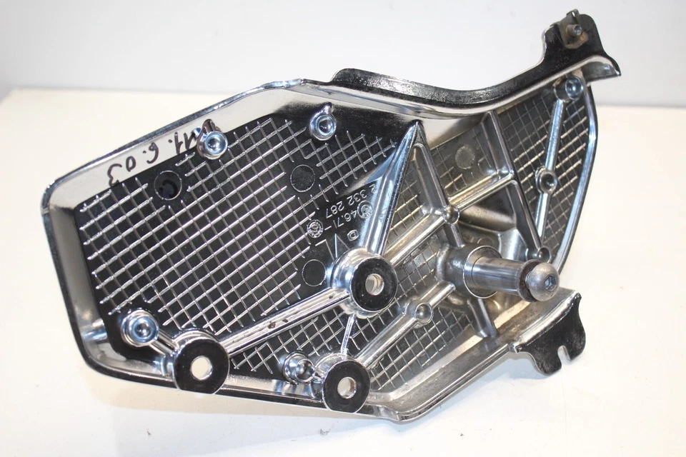 1997-2003 BMW K1200 LT PEG DIANTEIRO ESQUERDO E SUPORTE 2332287 FABRICANTE DE EQUIPAMENTO ORIGINAL - Imagem 4 de 4