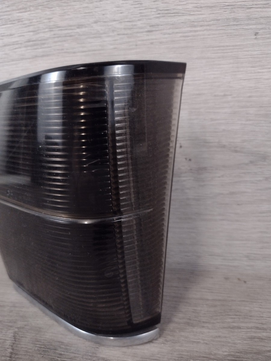 なつ 92-96 Jaguar XJS Left Driver Side Inner Trunk Tail Light Small