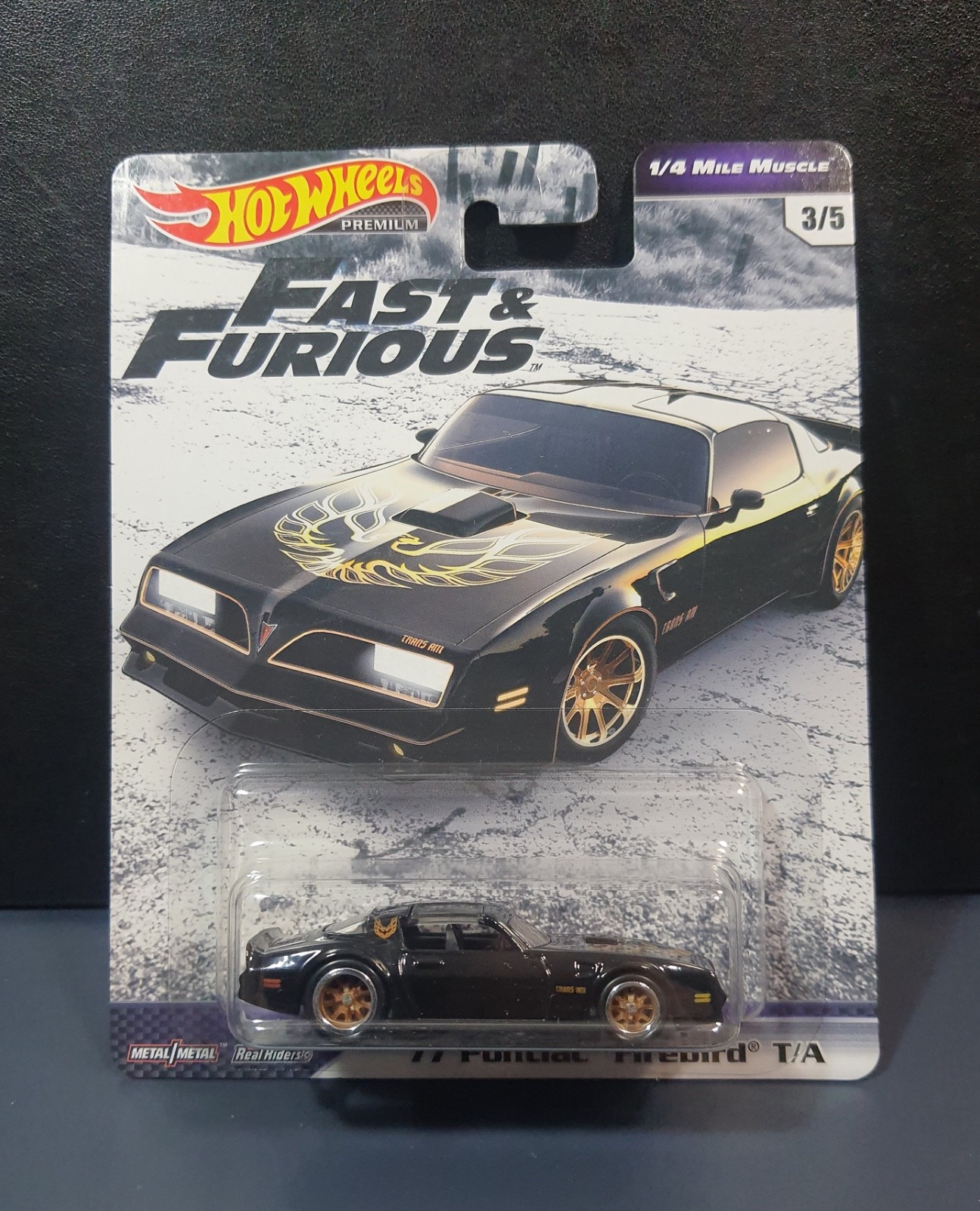Pontiac Firebird T/A Hot Wheels Premium pour vitrine de passionné