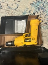 DEWALT DW944 9.6V 3/8" VSR Cordless Drill Driver With Case
