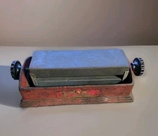 Vtg Wulff Mfg. Oil Dip System Roller Oil Hone Knife Sharpener Dual Stone Holder