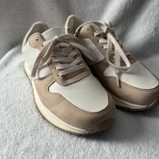 Time And Tru Shoes Women's Tan and White Sneakers Size 8W Lace Up Walking Shoes