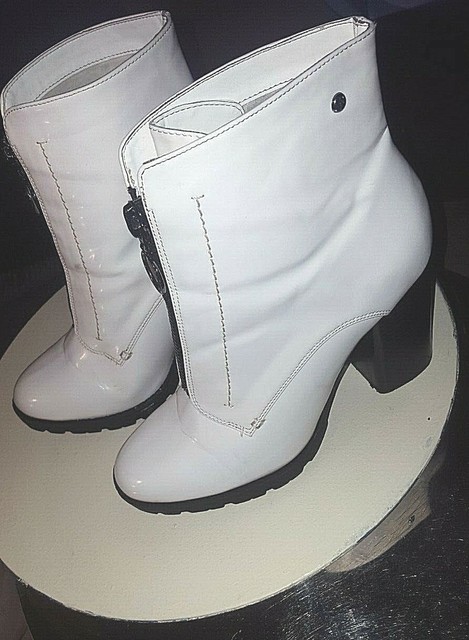 simply vera vera wang grouse women's high heel ankle boots