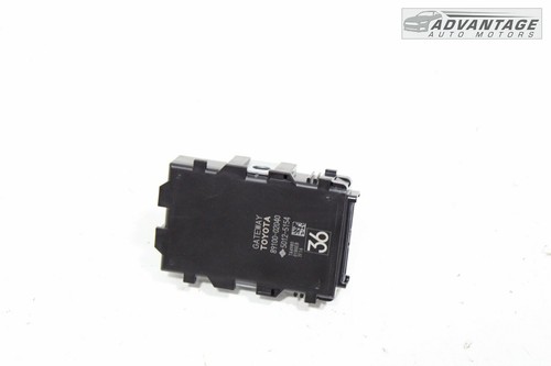 2017-2019 TOYOTA COROLLA SEDAN NETWORK GATEWAY CONTROL COMPUTER MODULE ...
