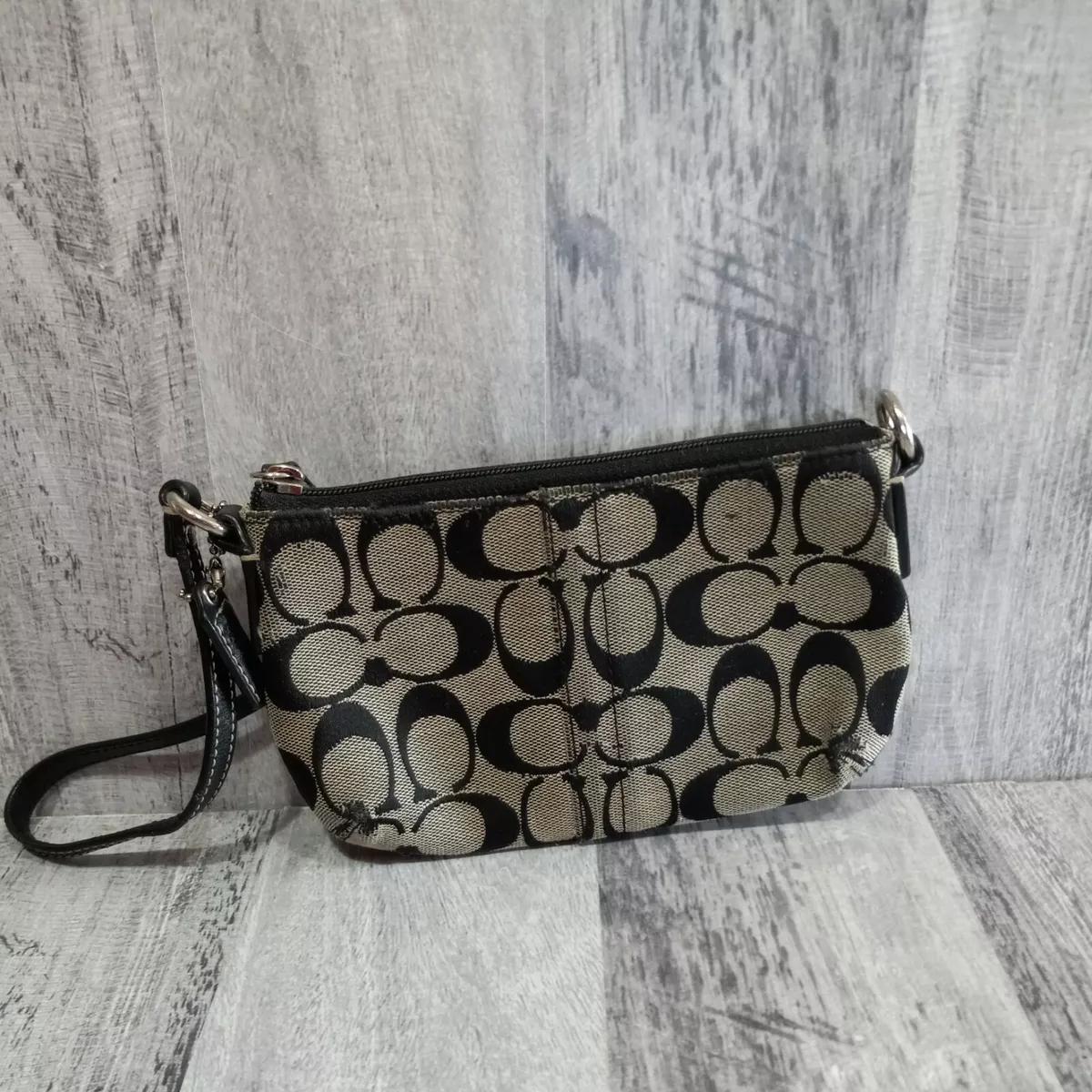 Coach Corner Zip Wallet Wristlet Grey Black Signature