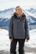 Oakley Gretchen Bleiler Signature Series Snowboard Ski Jacket W  s Size XL Gray