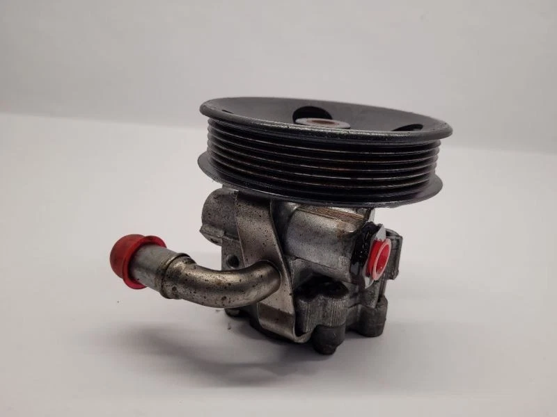 Bomba de dirección asistida Cadillac SRX 2010-16 3,6 L Foto 2 de 4