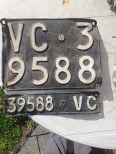 Vecchia Targa In Metallo