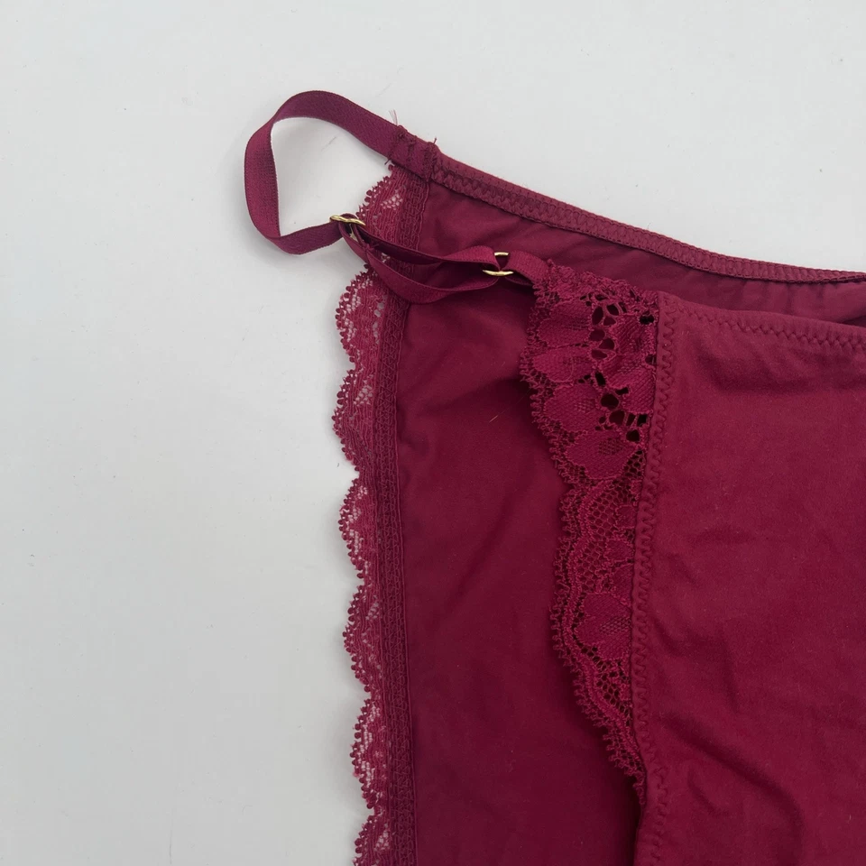 Cuerda ajustable de encaje Victoria's Secret Red Dream Angels L grande Foto 4 de 4