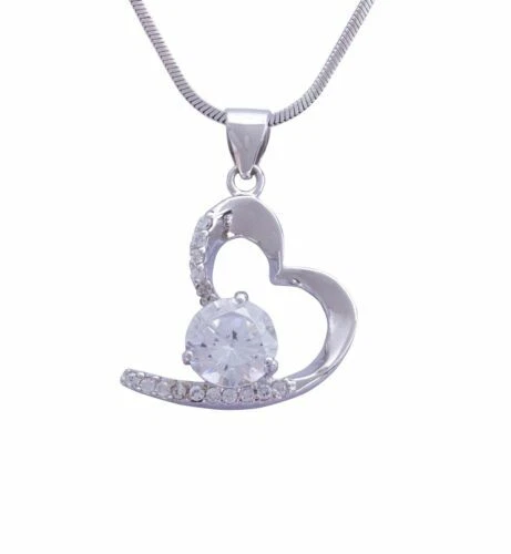 Collane e pendagli di lusso trasparente cuore di pietra principale zircone