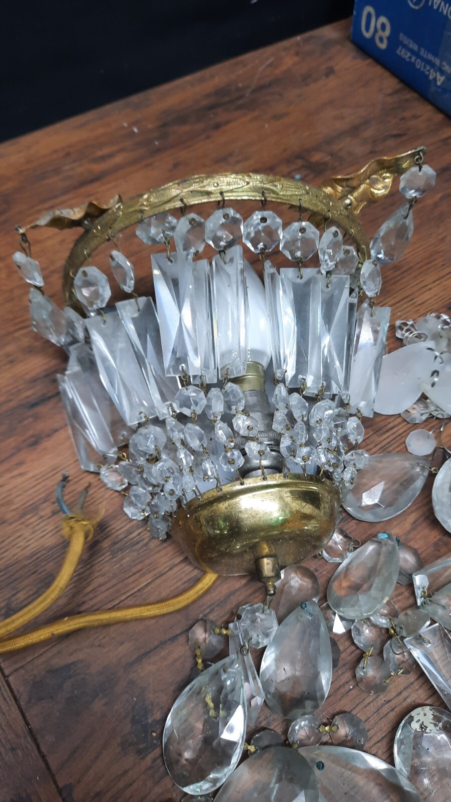LARGE JOB LOT OF VINTAGE GLASS / CRYSTAL CHANDELIER DROPLETS eBay
