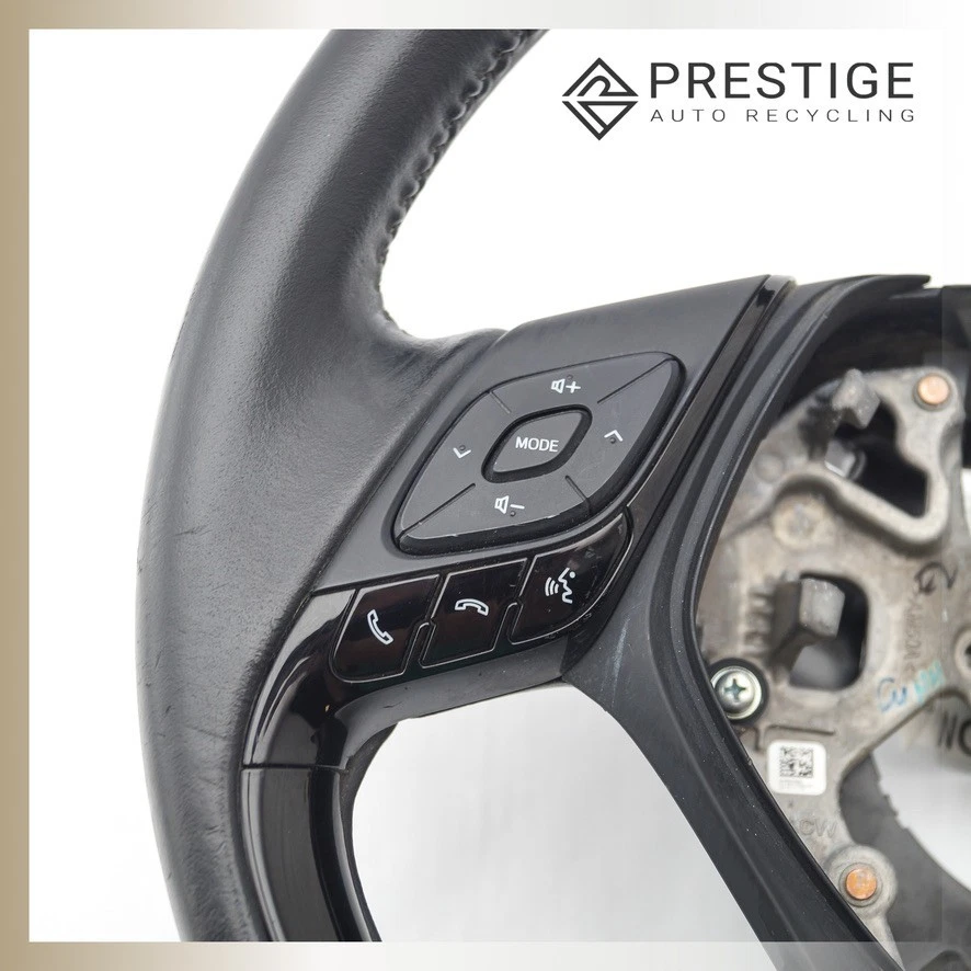 Volante TOYOTA C-HR 2018-2019 com controles de cruzeiro couro 45100-10460-C2 - Imagem 3 de 4