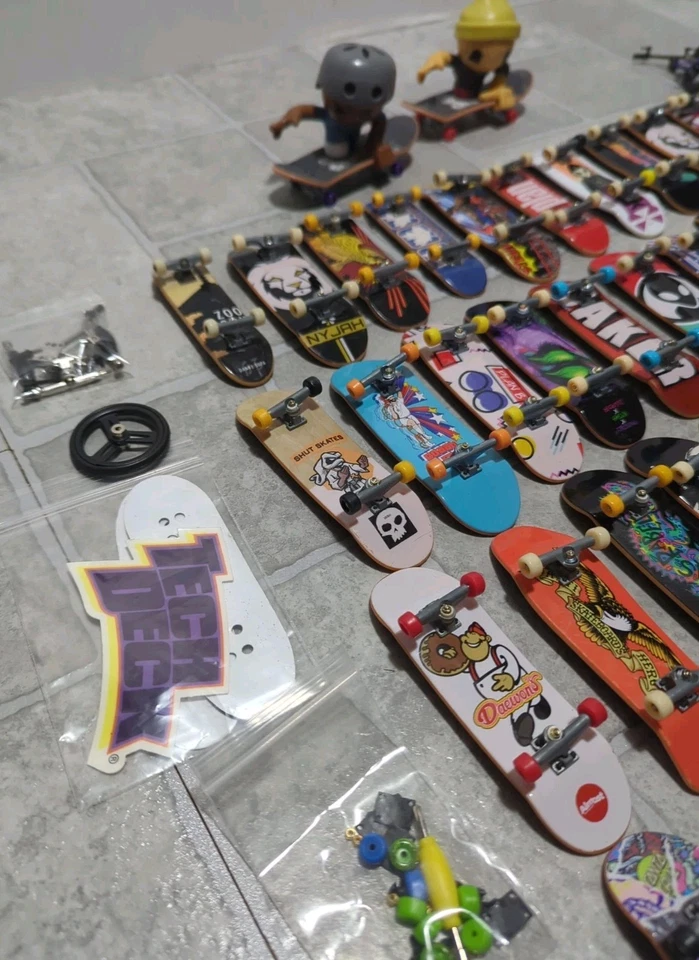 Tech Deck Fingerboards Skateboards Bikes Lot of 80 Plus Parts - Image 2 of 4