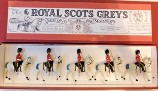 Old BRITAINS 1950s Lead Royal Scots Greys 5 Piece Boxed Set #32 Repainted