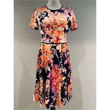 Clearance! Maggy London Navy short sleeves knee length Dress size 4