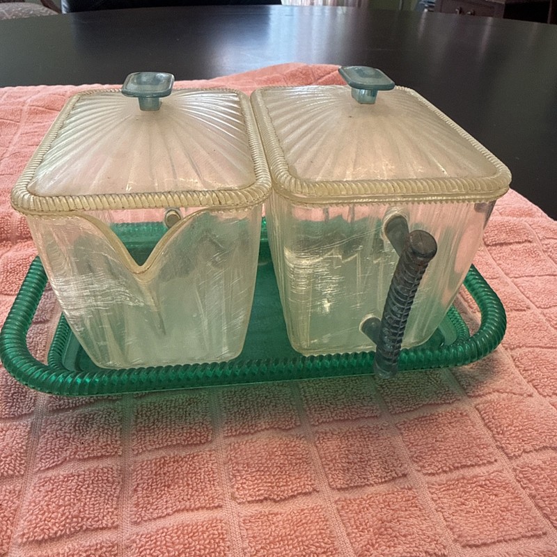 Vintage PLASTIC Green & Clear Plasmetl Creamer Sugar Lids Tray Set Plastic USA