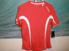 NWT Women's Red  Diadora Emano Soccer Jersey Size Medium Style 993418W