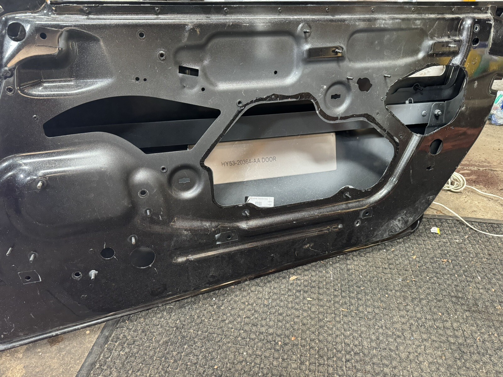 2017 2018 2019 Aston Martin Db11 coupe right Door Shell Only