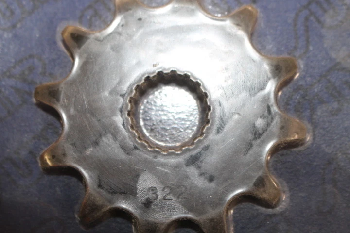 Piñón delantero Suzuki RMZ250 2012 SUNSTAR 520-12T 32212 N.O.S Foto 4 de 4