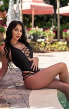 Cora Jade BIKINI READY 4" x 6" Photo NXT