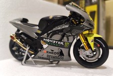 YAMAHA YZR- M1 (2013), VALENTINO ROSSI TEST SEPANG, ALTAYA, 1:12 DIE CAST NEW!!