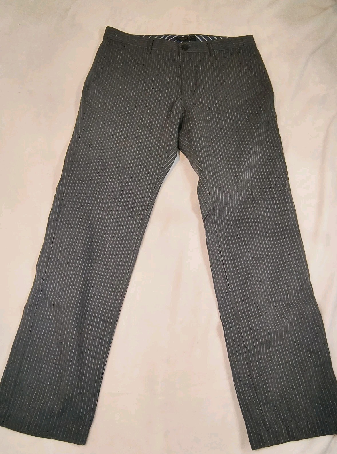 Banana Republic Men's  Vintage Straight 100% Cotton  Gray Pinstripe Pants 32x36