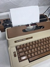 Vintage Silver Reed ELECTRIC 8750 Typewriter For Parts thumbnail