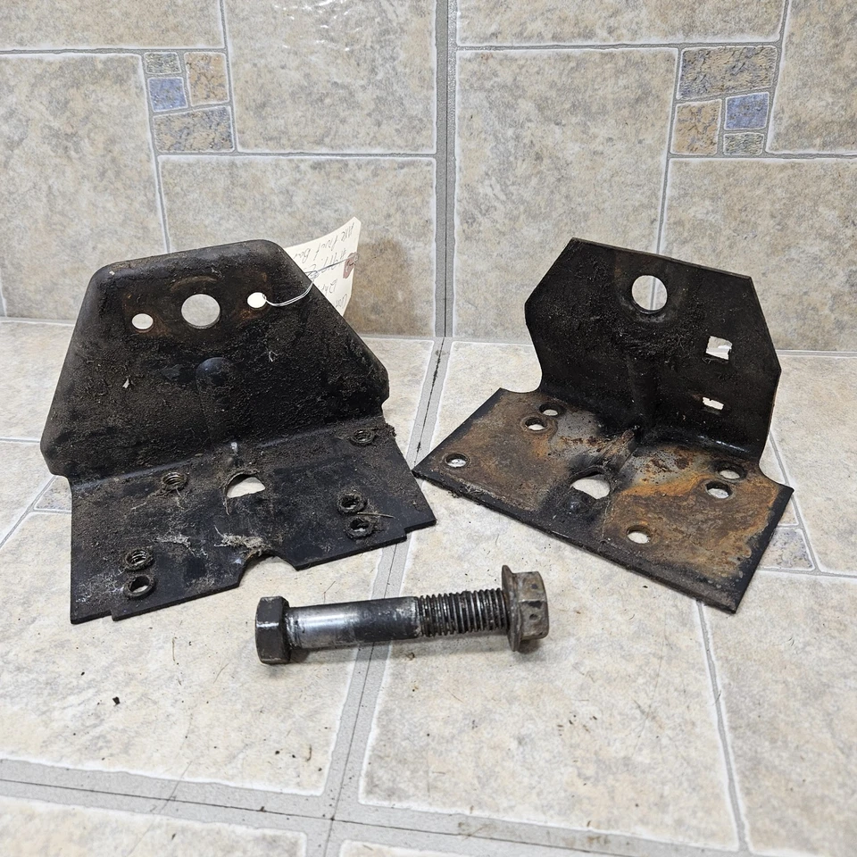 Craftsman Companion Pivot Bar Axle Bracket - 12hp 38" Riding Mower 917.259270 - Image 4 of 4