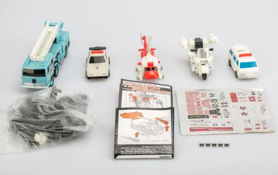 Transformers G1 Defensor reissue Gift Set boxed Version New Free Shipping - Image 3 of 4