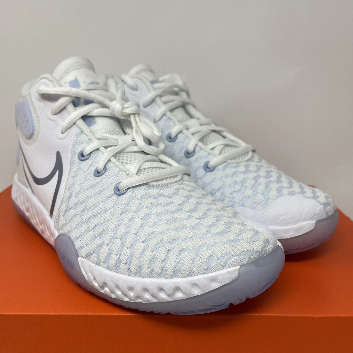 kd trey 5 white and blue