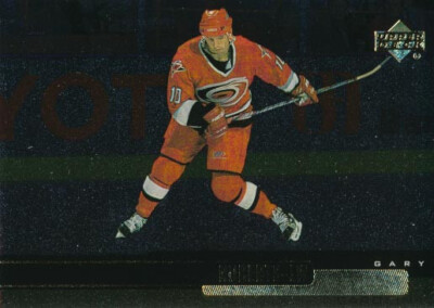 1999-00 Upper Deck Gold Reserve #33 GARY ROBERTS - Carolina Hurricanes