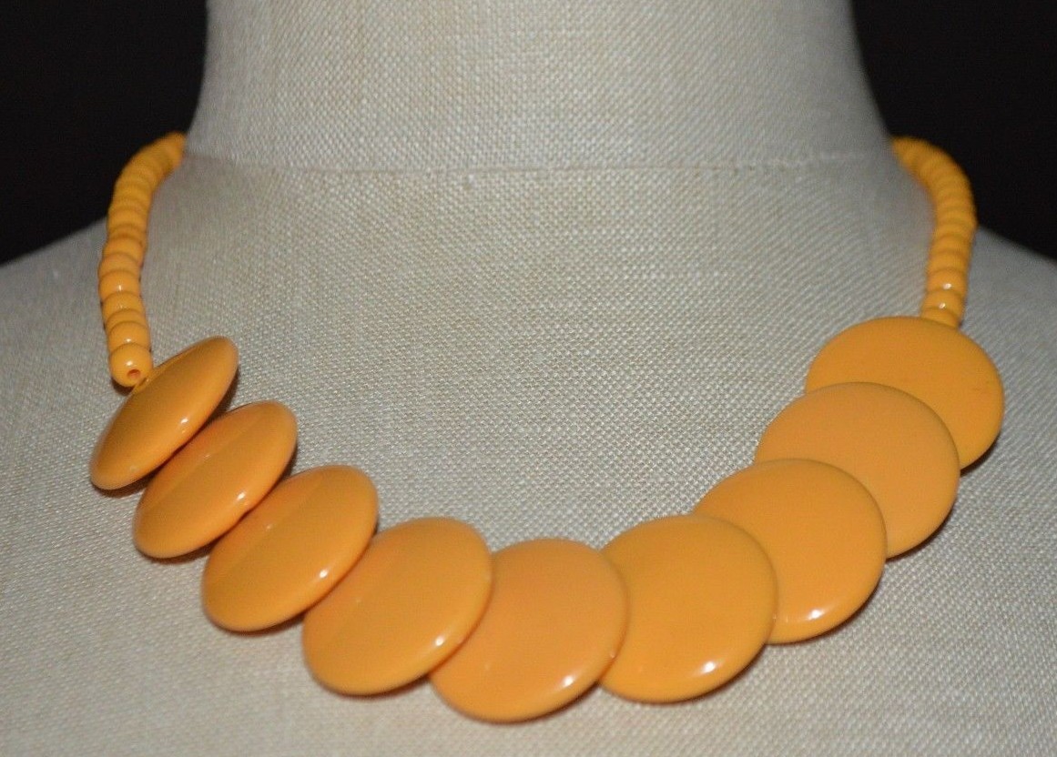 Yellow Orange Acrylic Disc Bead Beaded Choker Necklace Vintage