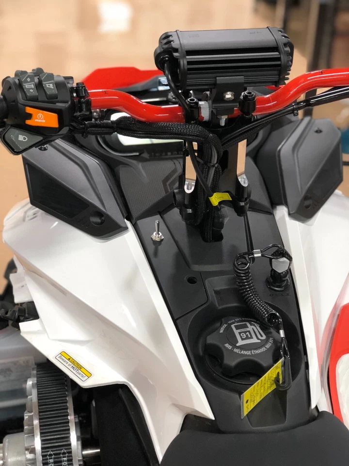 SKI-DOO SNOWMOBILE UNIVERSAL LED Auxiliary Light Bar w/Mount and Harness - Image 2 of 4