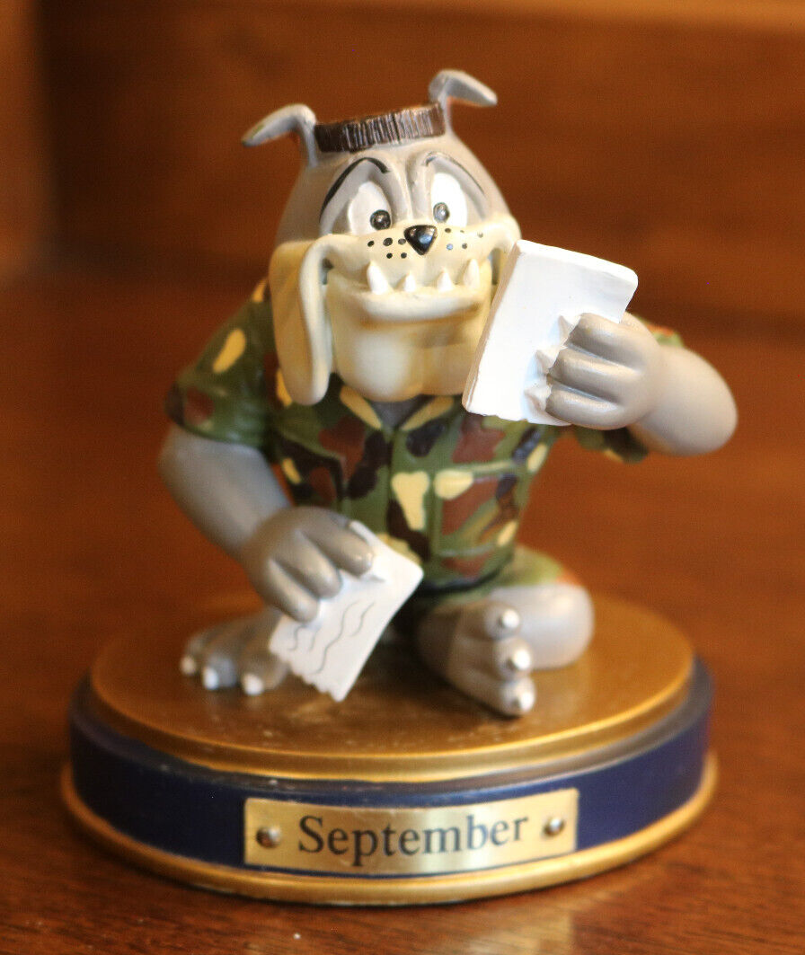 米軍　ブルドッグ置物 USMC Gen. Gray's Estate, Ceramic Bulldog With Warrior II Dog