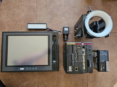 Keyence - Complete Vision Inspections camera system W/2Cameras, Lighting, Cables
