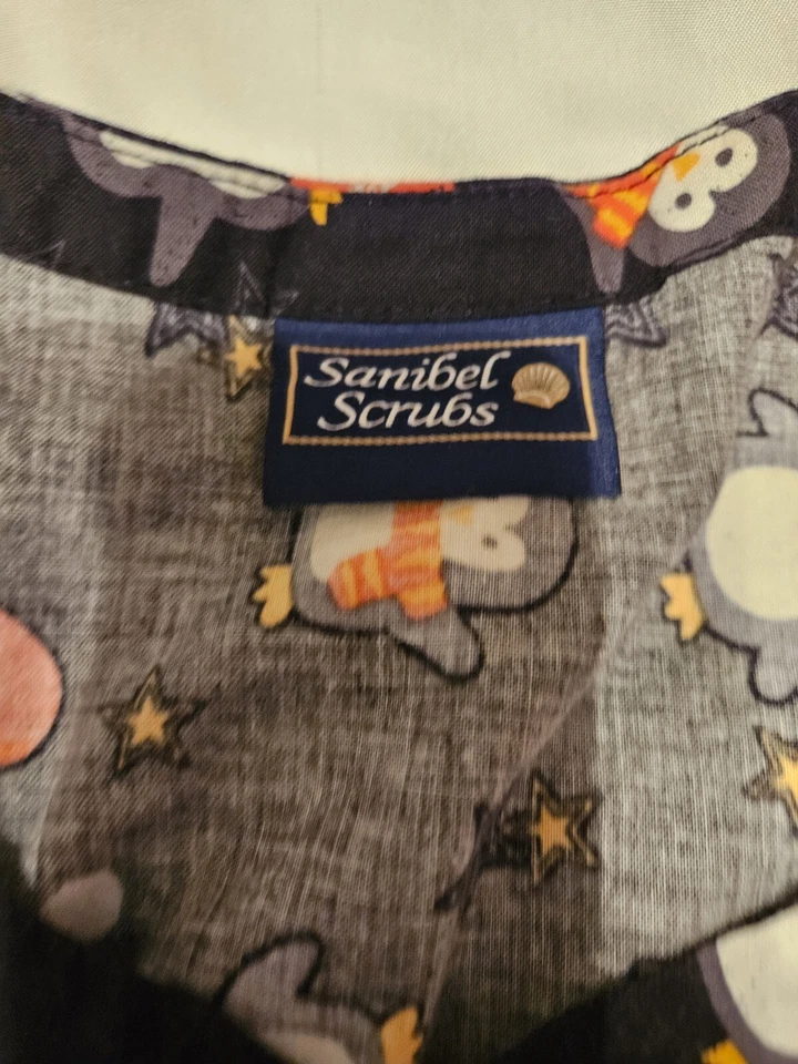 Blusa Médica Sanibel Navidad Vacaciones Festivo Pingüinos Pecho 25,5 Longitud 27 Foto 3 de 4